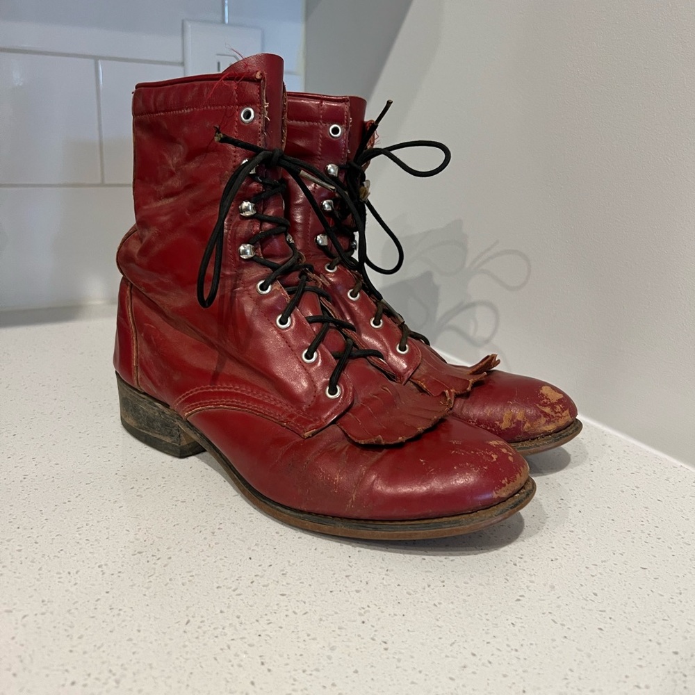 Lace up boots
